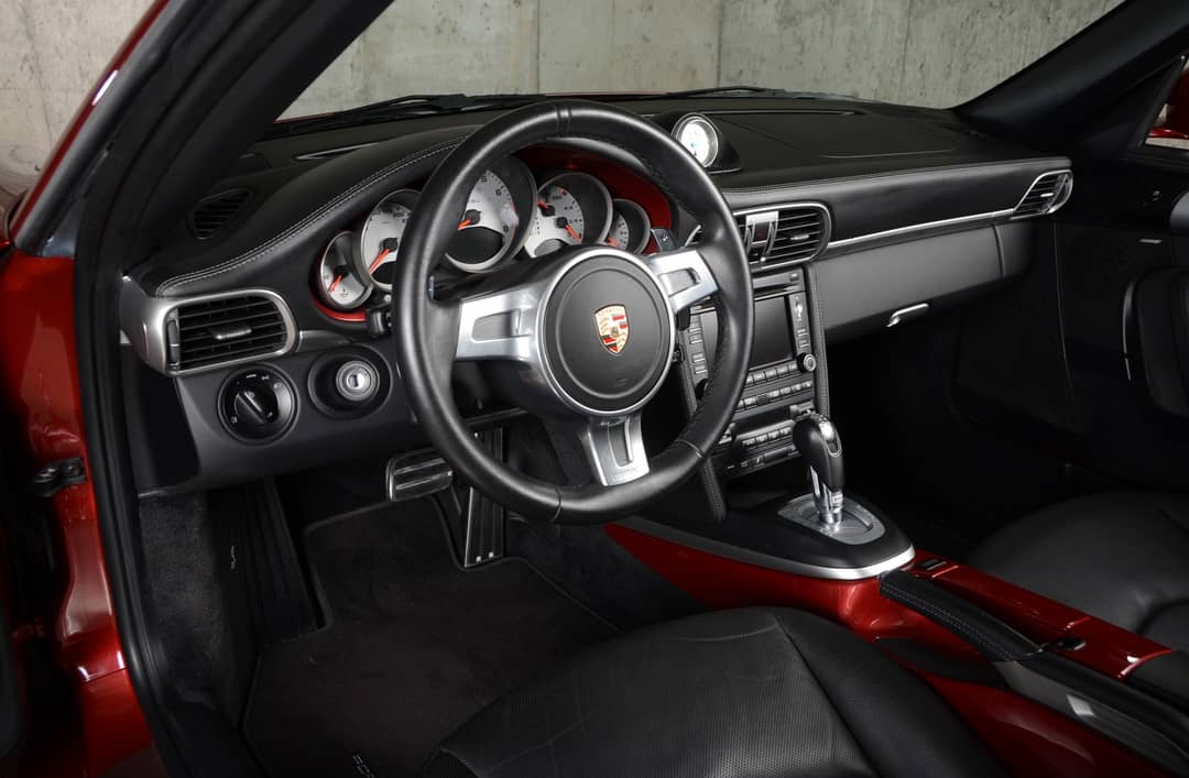 2010 Porsche 911 Turbo — photo 24