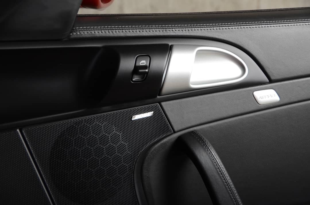 2010 Porsche 911 Turbo — photo 32