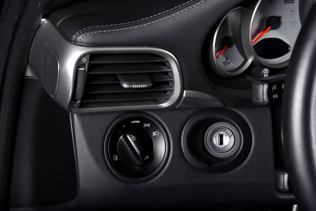 2010 Porsche 911 Carrera S — photo 17