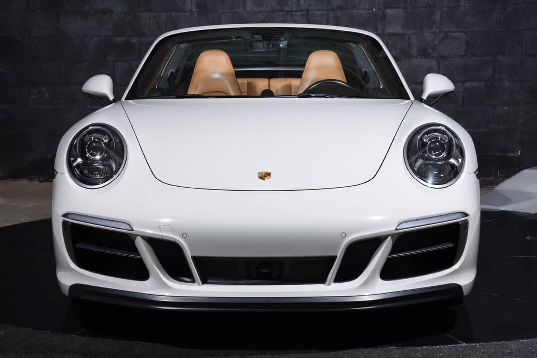 2019 Porsche 911 Targa 4 GTS — photo 14