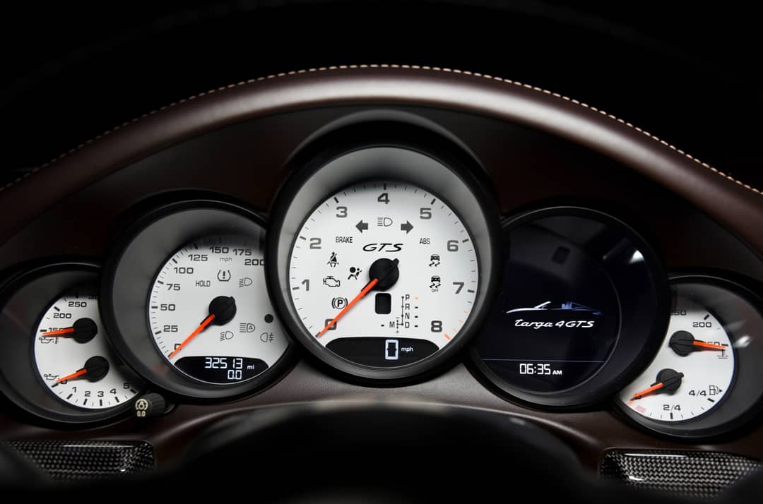 2019 Porsche 911 Targa 4 GTS — photo 28