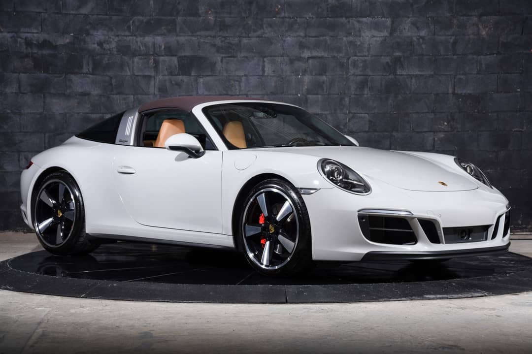 2019 Porsche 911 Targa 4 GTS — photo 33