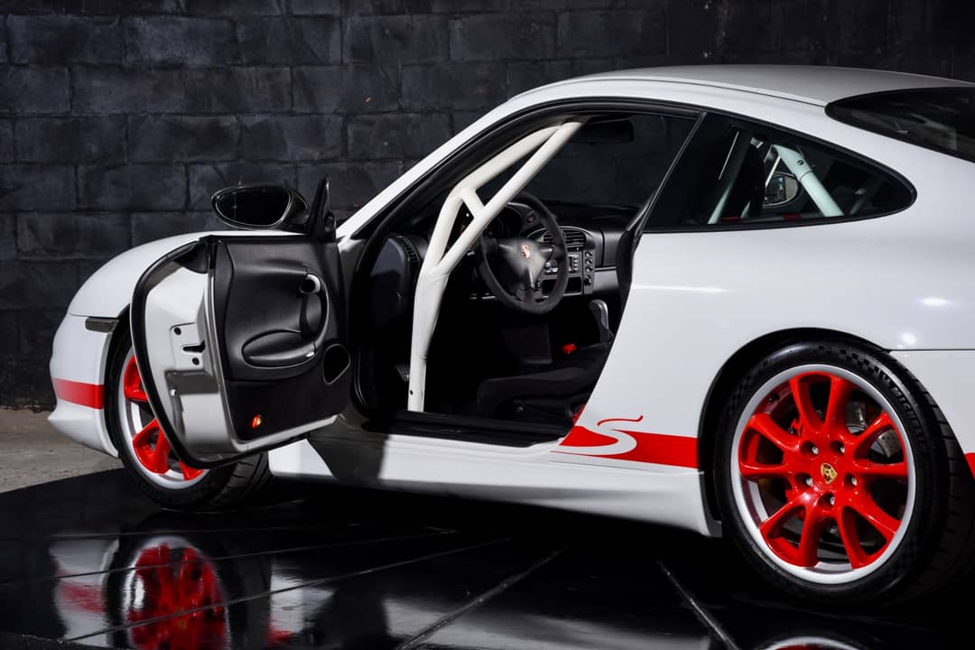 2004 Porsche 911 GT3 RS — photo 19