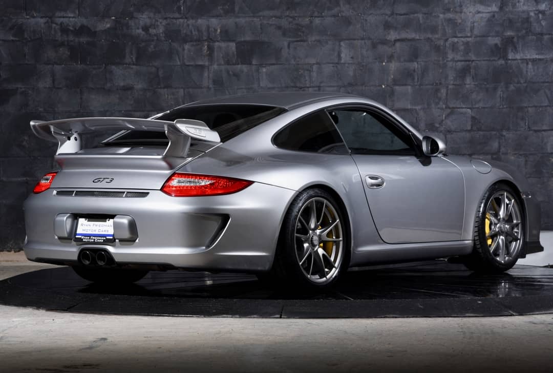 2010 Porsche 911 GT3 — photo 12