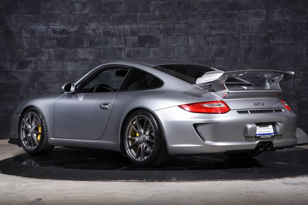2010 Porsche 911 GT3 — photo 3