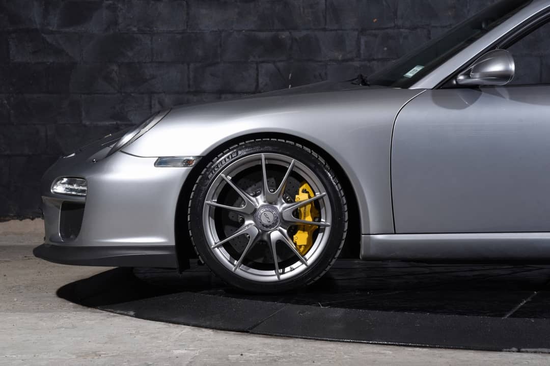 2010 Porsche 911 GT3 — photo 25