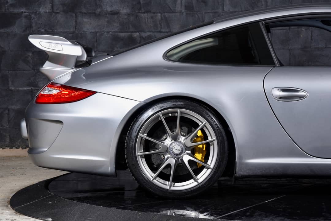 2010 Porsche 911 GT3 — photo 26