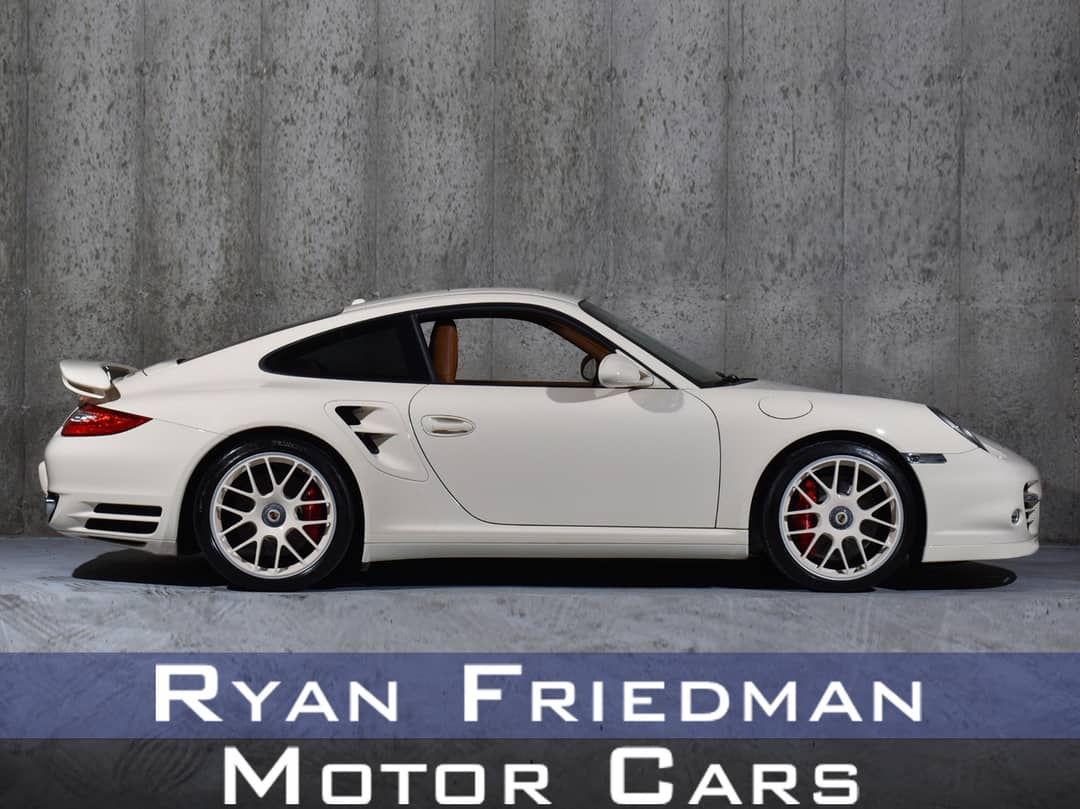 2011 Porsche 911 Turbo — photo 1