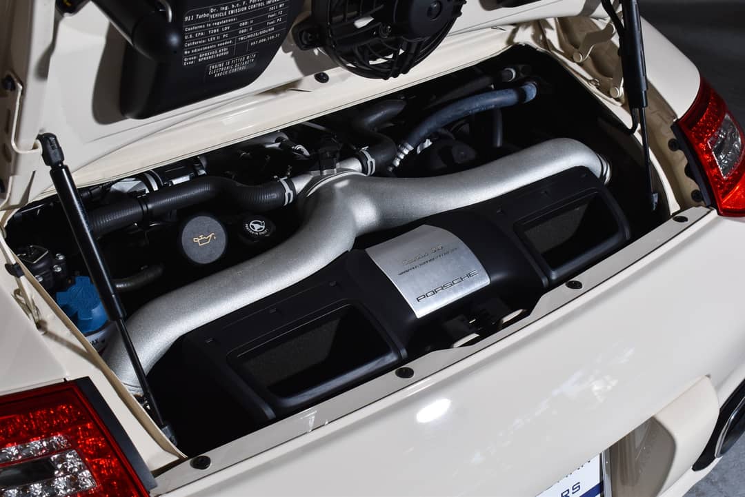 2011 Porsche 911 Turbo — photo 16