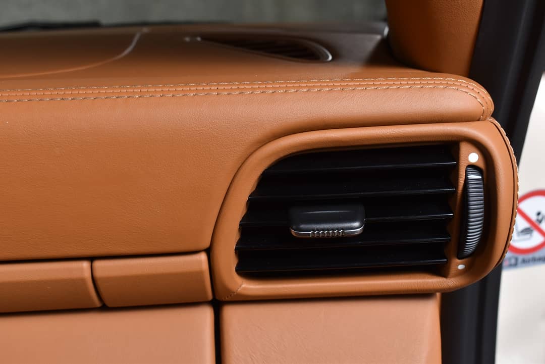 2011 Porsche 911 Turbo — photo 23