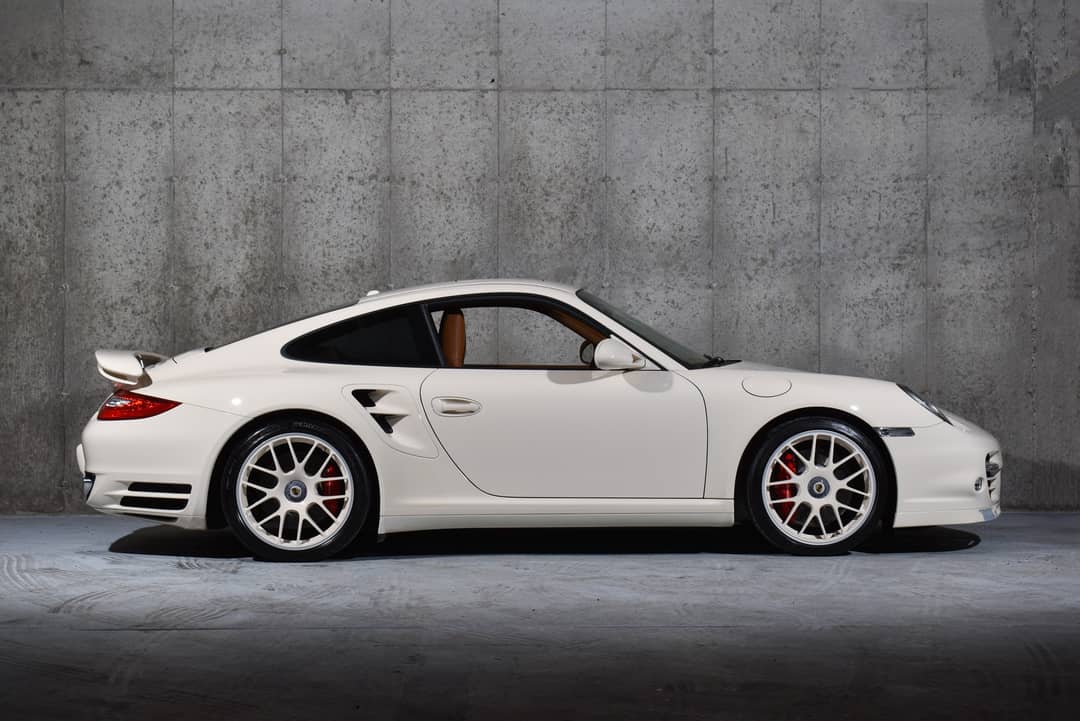 2011 Porsche 911 Turbo — photo 4