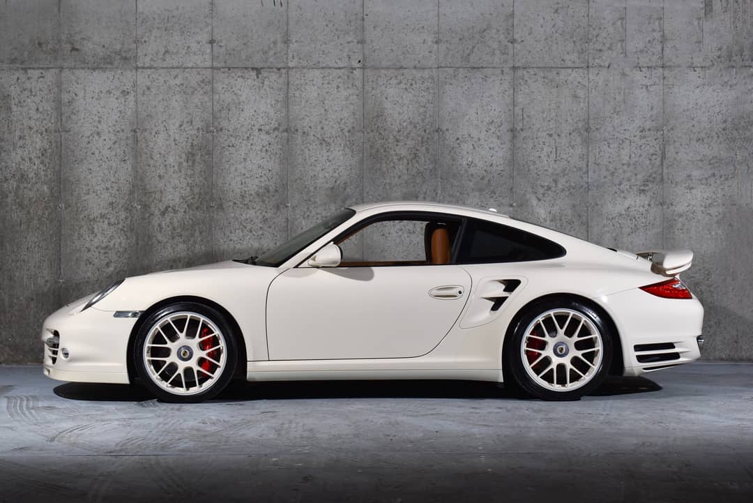2011 Porsche 911 Turbo — photo 8