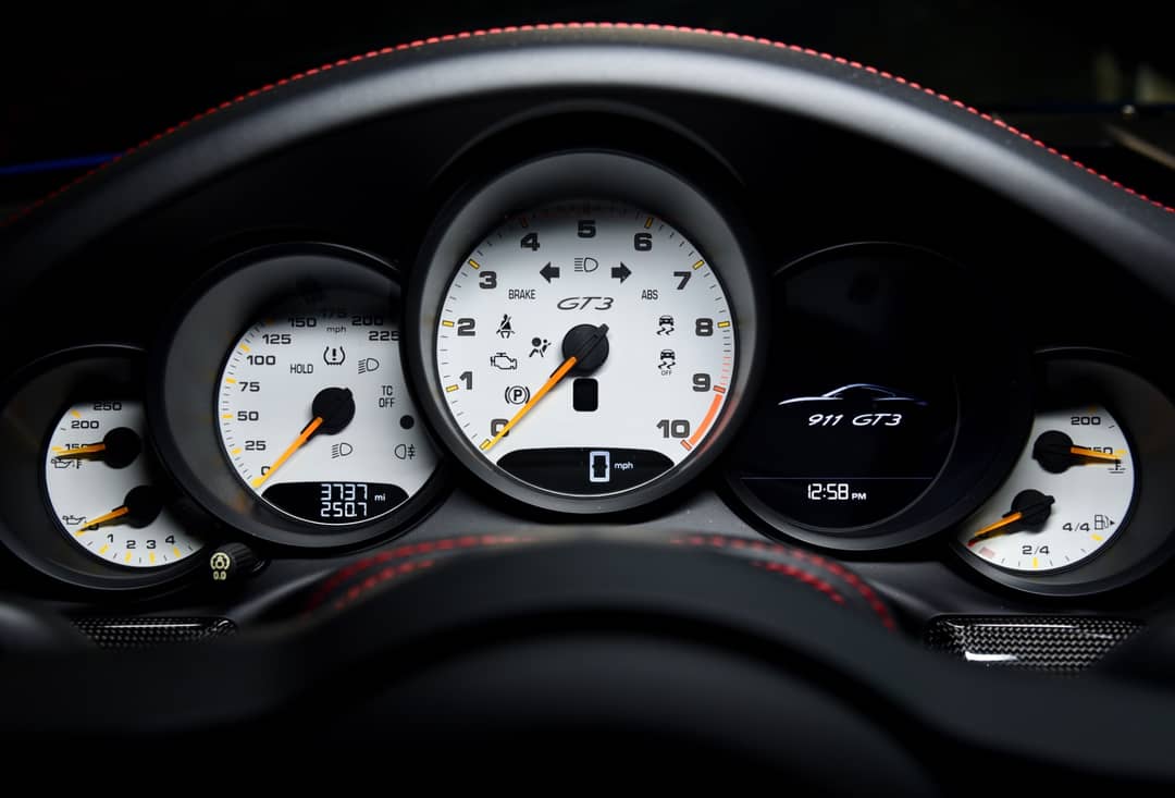 2018 Porsche 911 GT3 Touring — photo 8