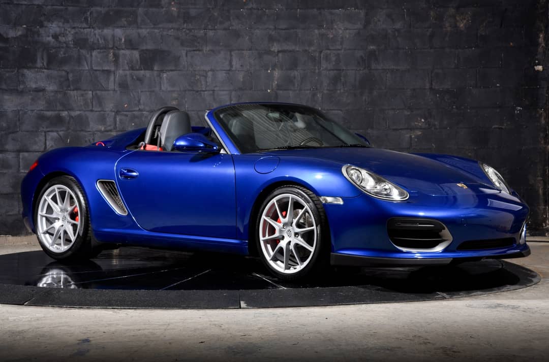 2011 Porsche Boxster Spyder — photo 2