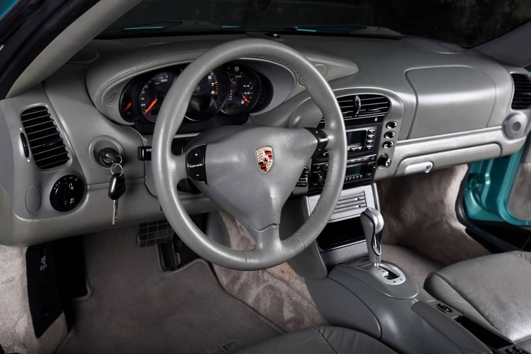 2004 Porsche 911 Carrera 4S — photo 13