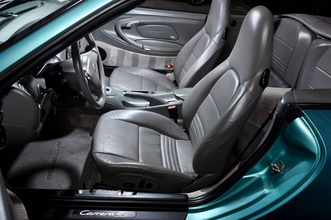 2004 Porsche 911 Carrera 4S — photo 5