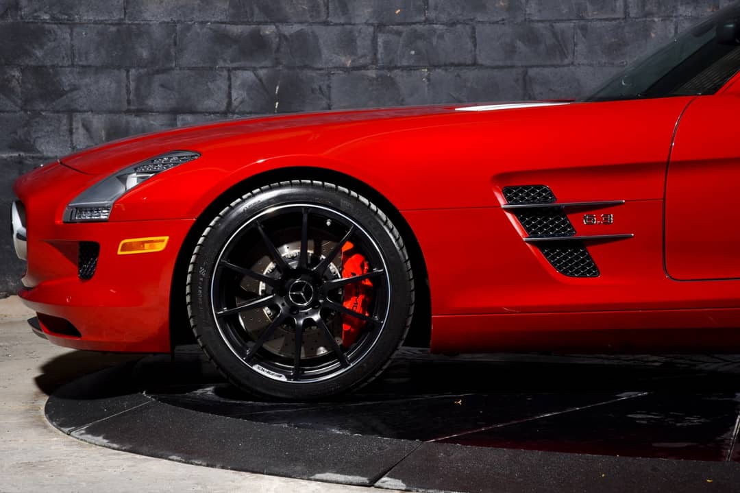 2012 Mercedes-Benz SLS AMG — photo 15