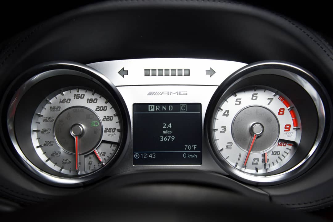 2012 Mercedes-Benz SLS AMG — photo 19