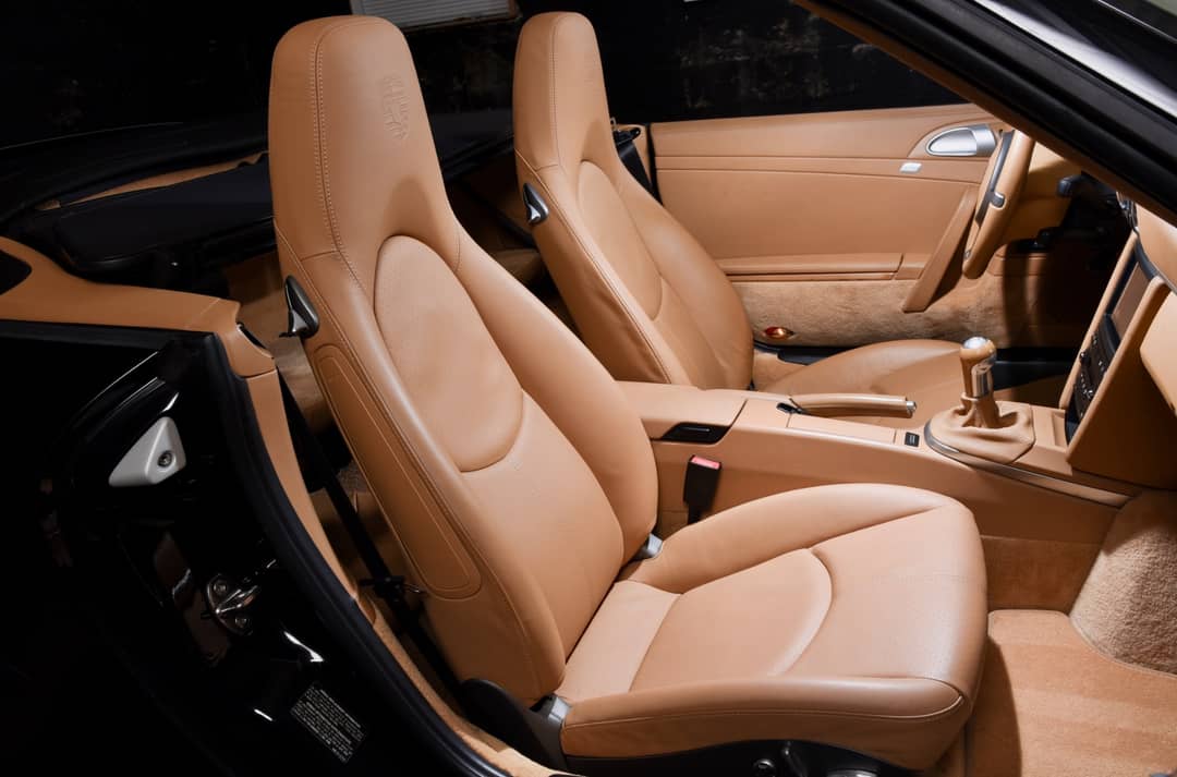 2010 Porsche 911 Carrera 4S — photo 14