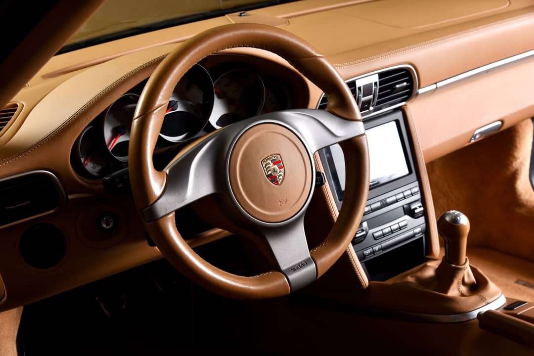 2010 Porsche 911 Carrera 4S — photo 15