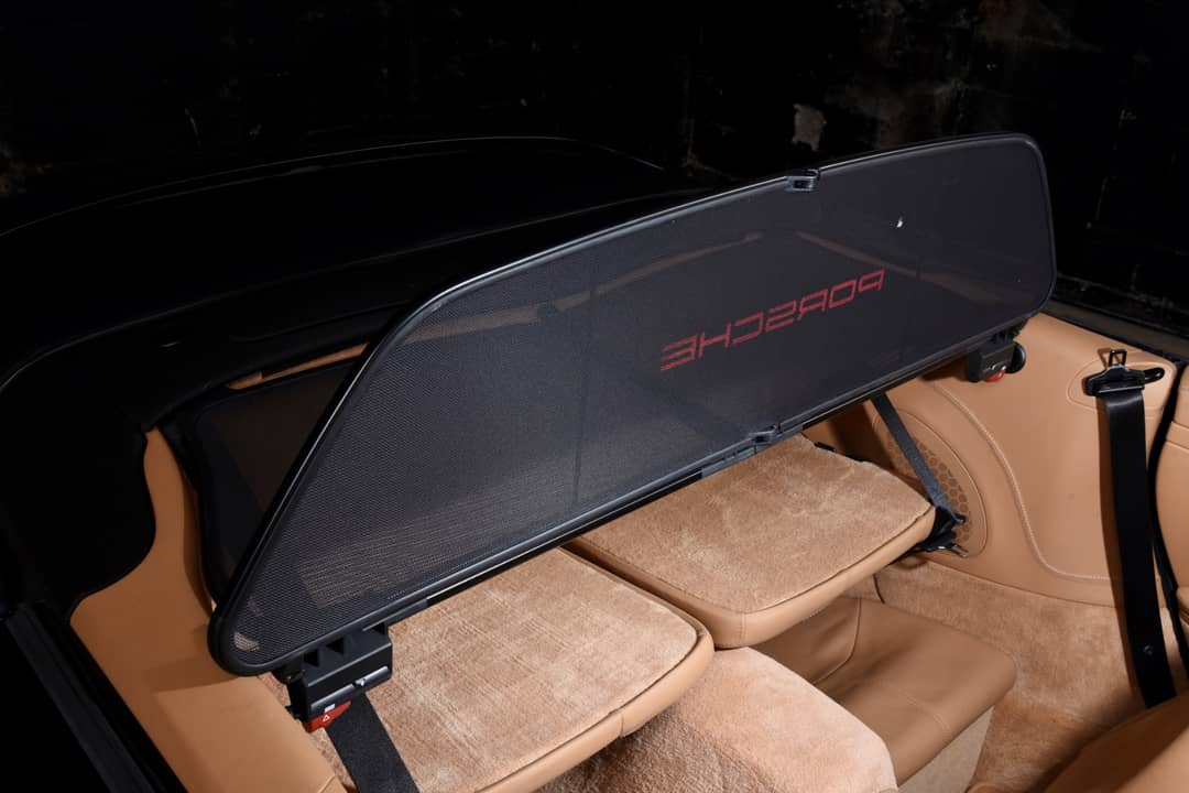 2010 Porsche 911 Carrera 4S — photo 25