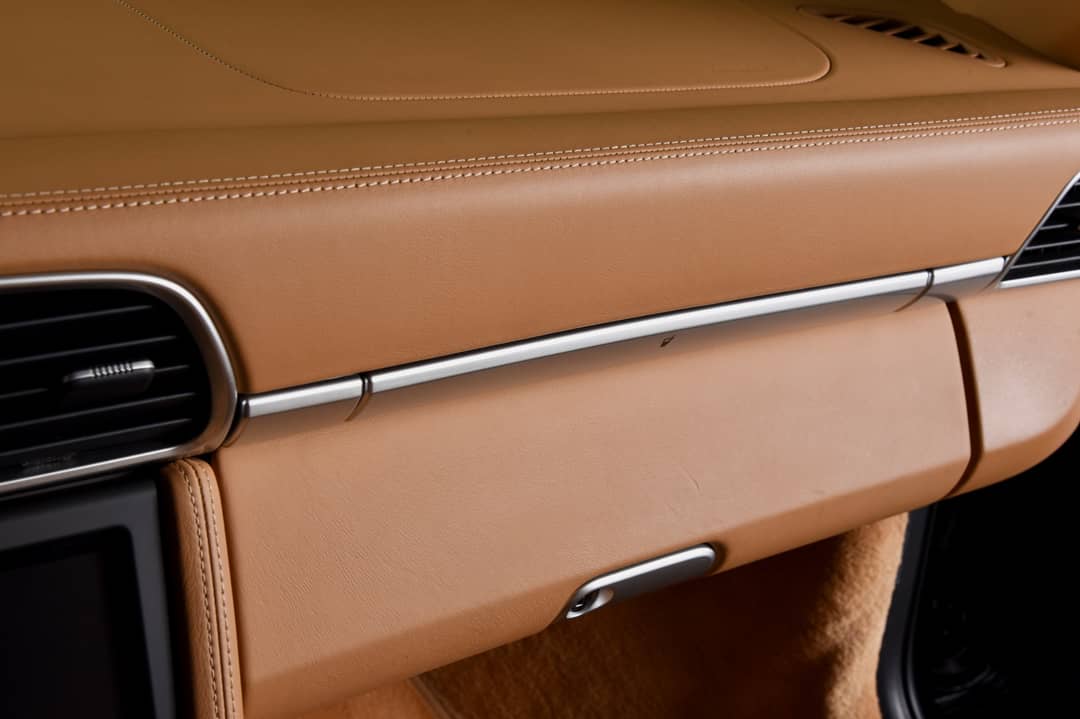 2010 Porsche 911 Carrera 4S — photo 7