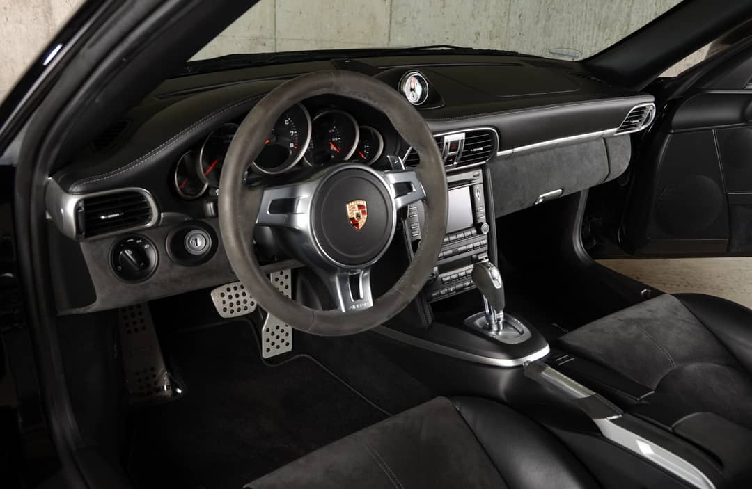 2012 Porsche 911 Carrera 4 GTS — photo 16