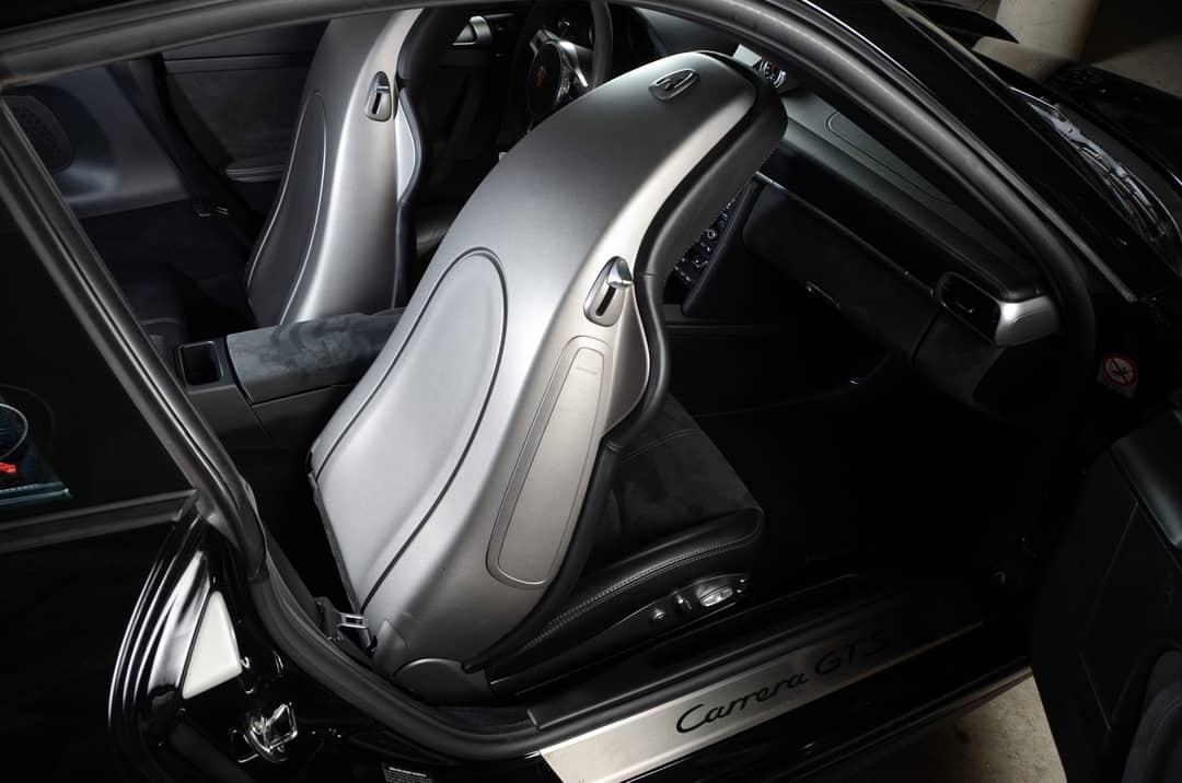 2012 Porsche 911 Carrera 4 GTS — photo 22