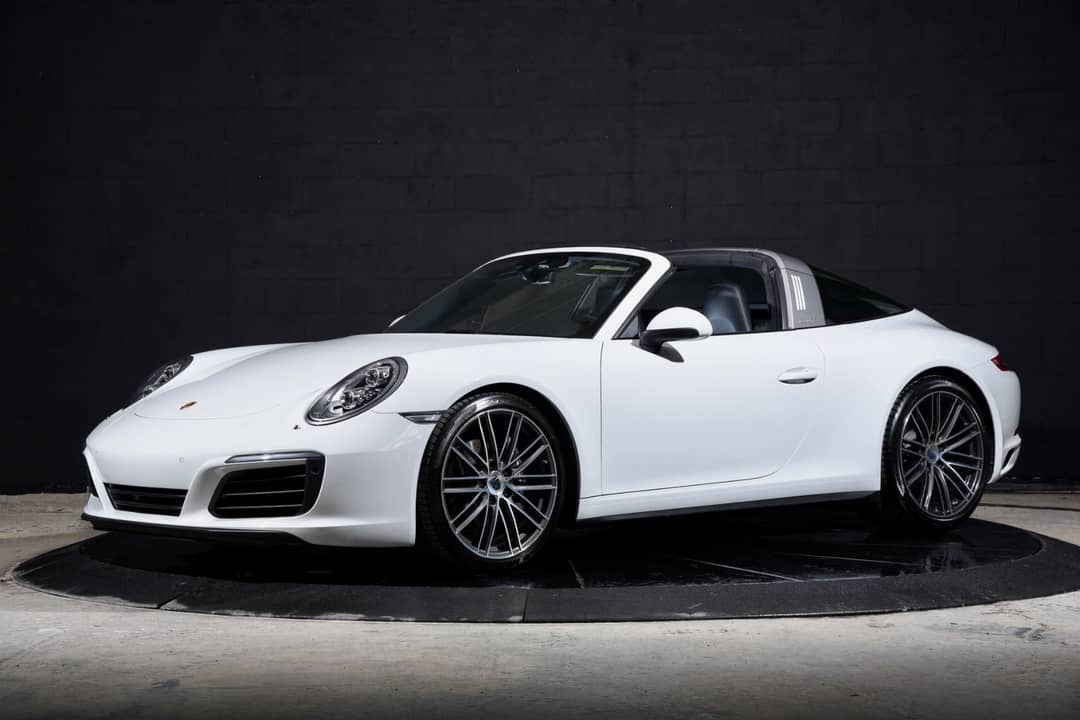 2017 Porsche 911 Targa 4 — photo 2