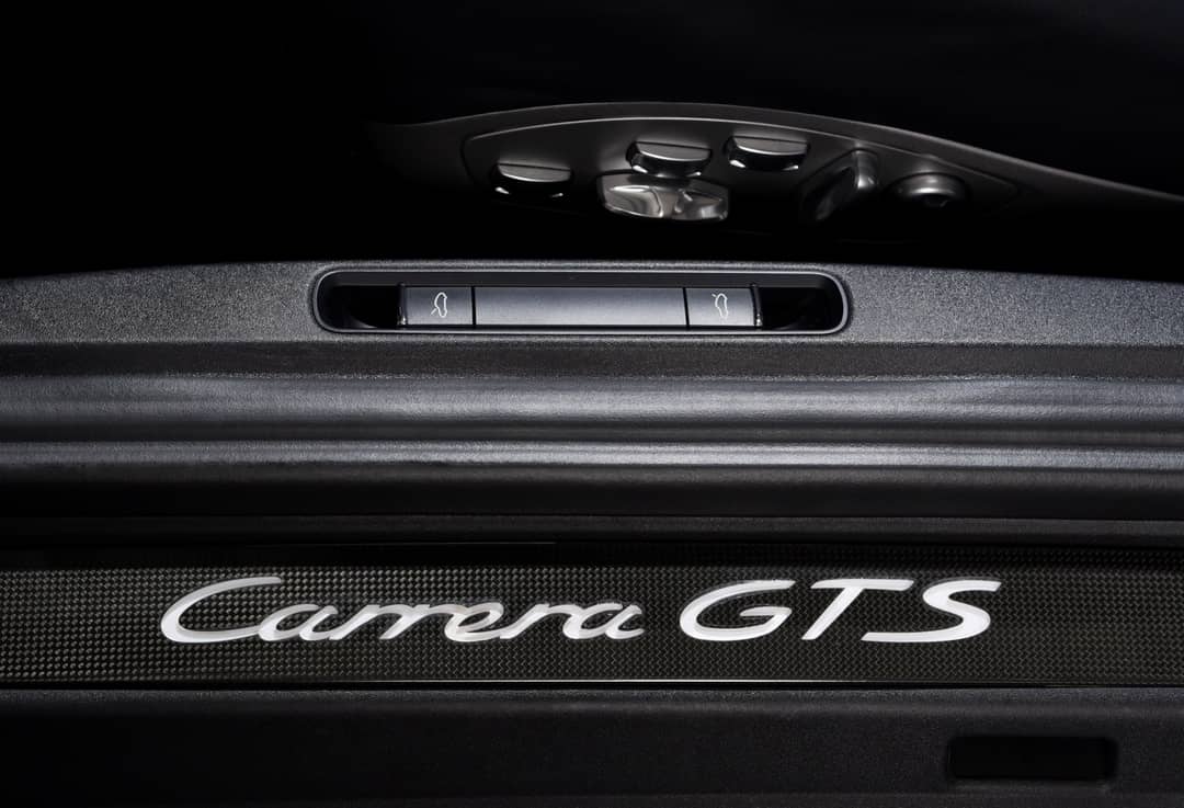 2015 Porsche 911 Carrera GTS — photo 29