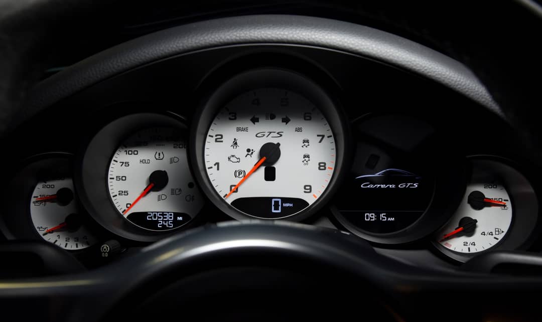 2015 Porsche 911 Carrera GTS — photo 34