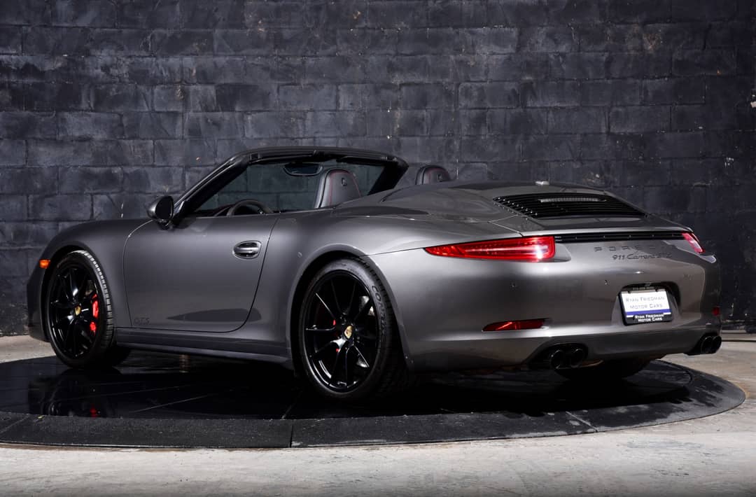2015 Porsche 911 Carrera GTS — photo 3
