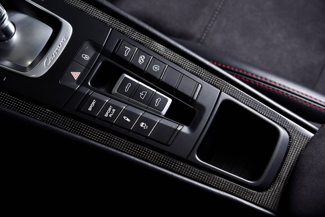 2015 Porsche 911 Carrera GTS — photo 20