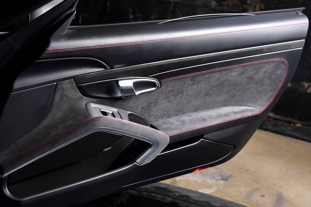 2015 Porsche 911 Carrera GTS — photo 23