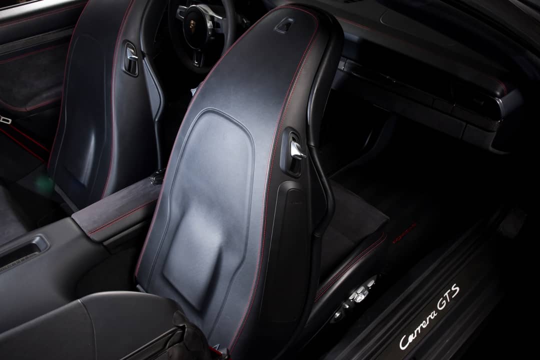2015 Porsche 911 Carrera GTS — photo 29
