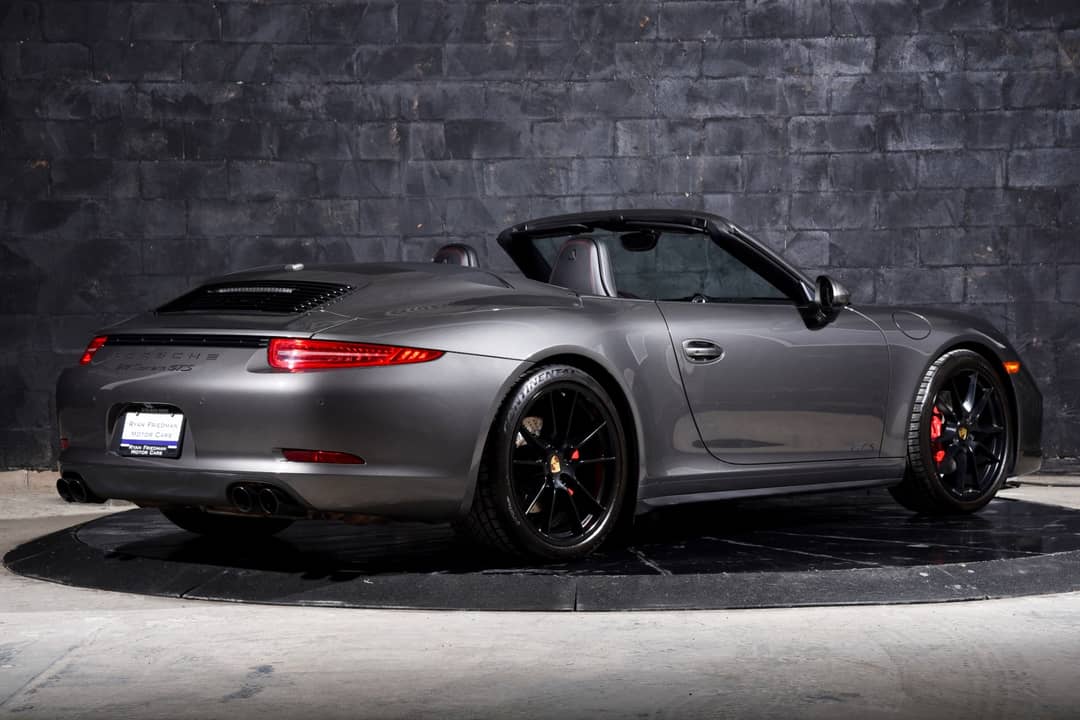 2015 Porsche 911 Carrera GTS — photo 10