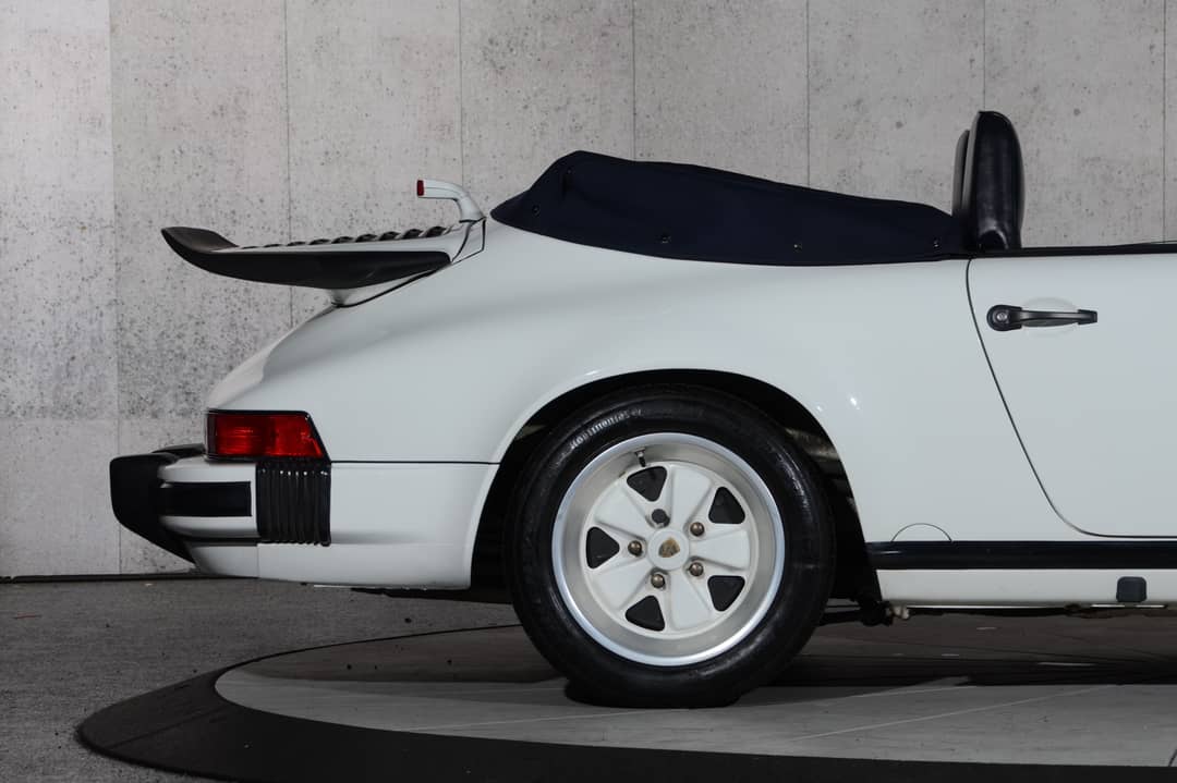 1989 Porsche 911 Carrera — photo 11
