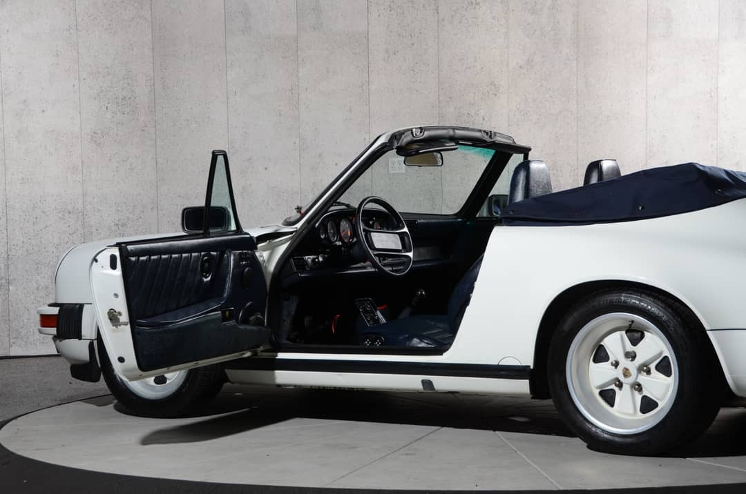 1989 Porsche 911 Carrera — photo 29