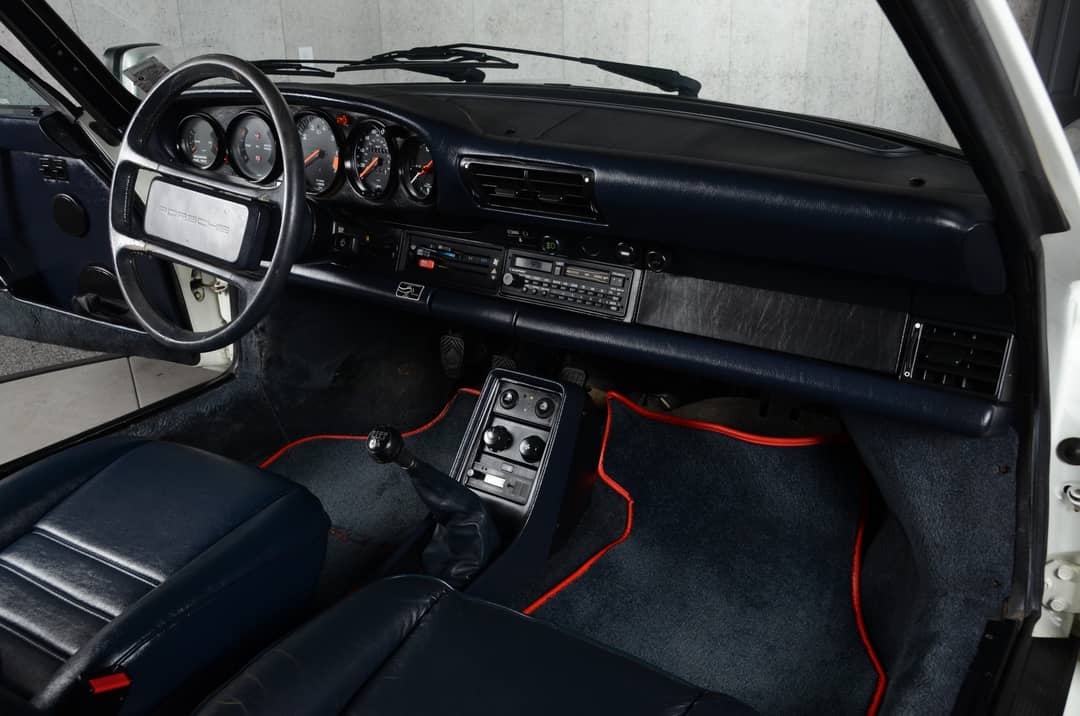 1989 Porsche 911 Carrera — photo 35