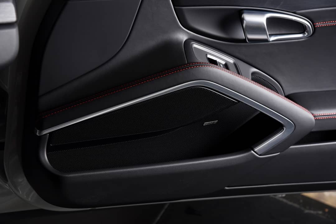 2018 Porsche 911 GT3 Touring — photo 35