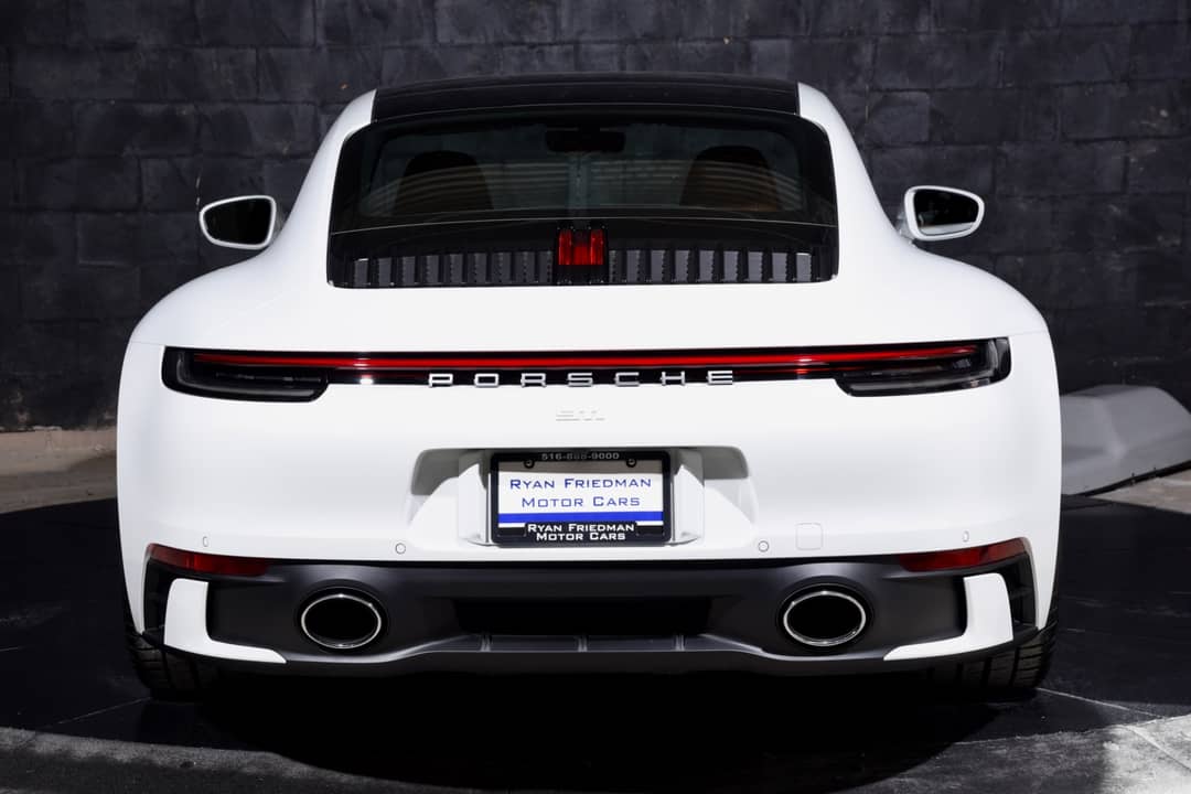2024 Porsche 911 Carrera S — photo 12