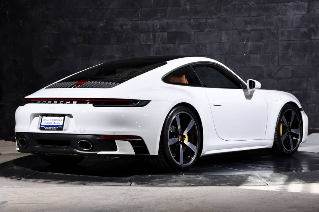 2024 Porsche 911 Carrera S — photo 13