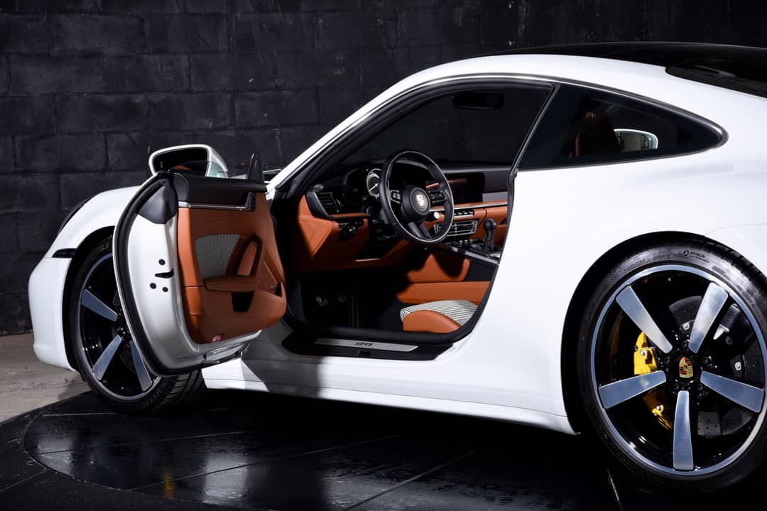2024 Porsche 911 Carrera S — photo 17