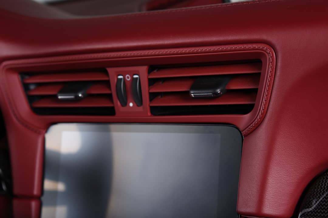 2019 Porsche 911 Targa 4 GTS — photo 22