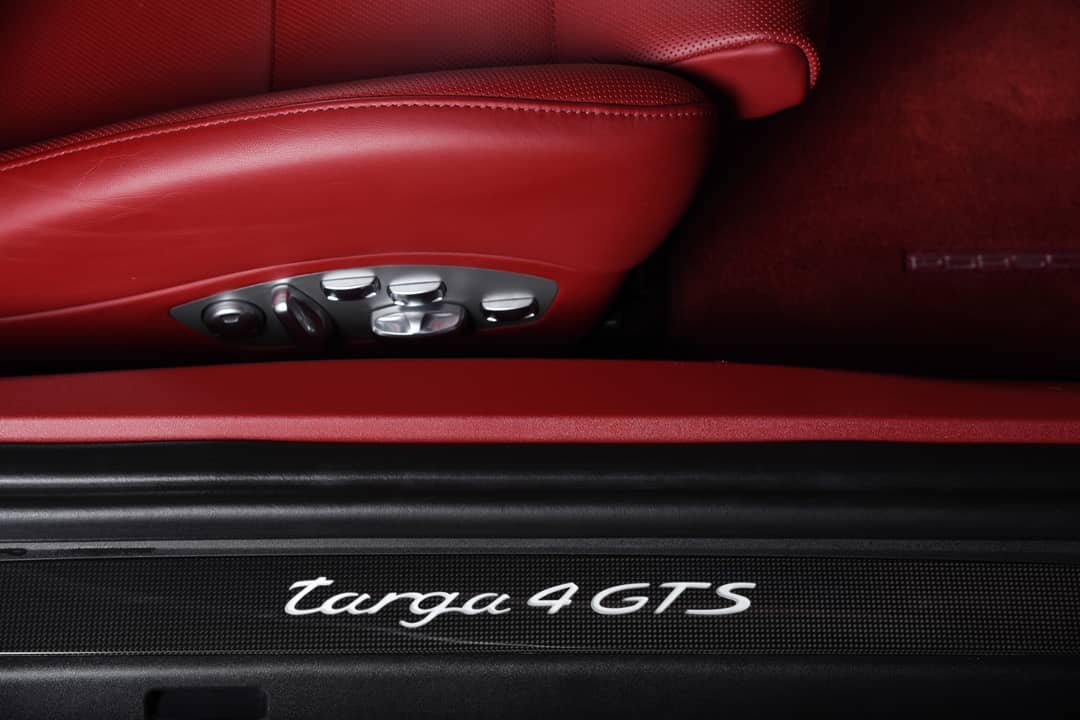 2019 Porsche 911 Targa 4 GTS — photo 28