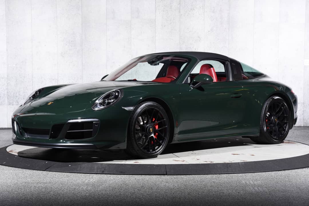 2019 Porsche 911 Targa 4 GTS — photo 35