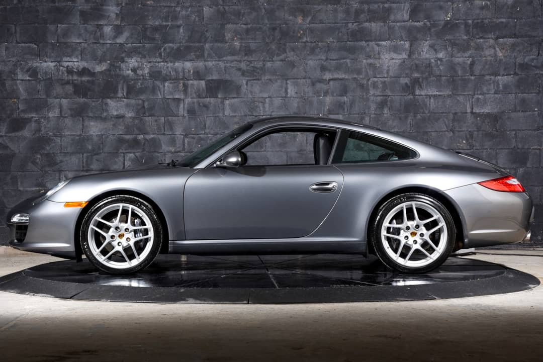 2010 Porsche 911 Carrera — photo 12