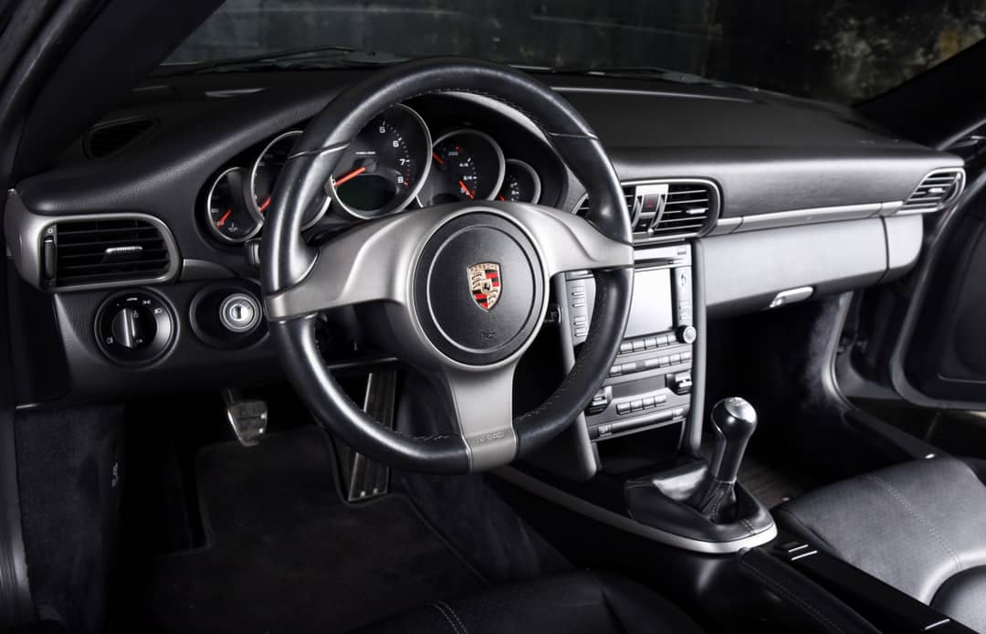 2010 Porsche 911 Carrera — photo 4