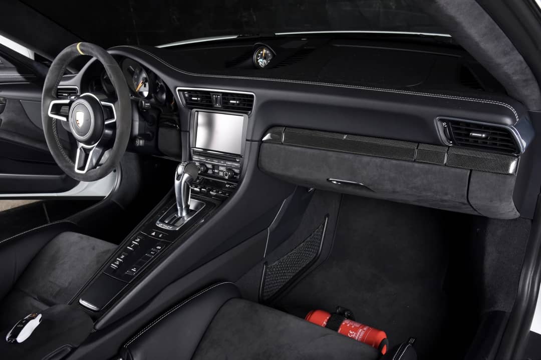 2016 Porsche 911 GT3 RS — photo 18