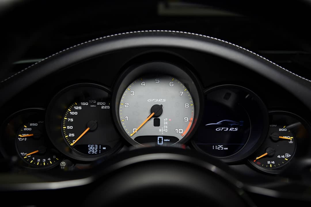 2016 Porsche 911 GT3 RS — photo 25